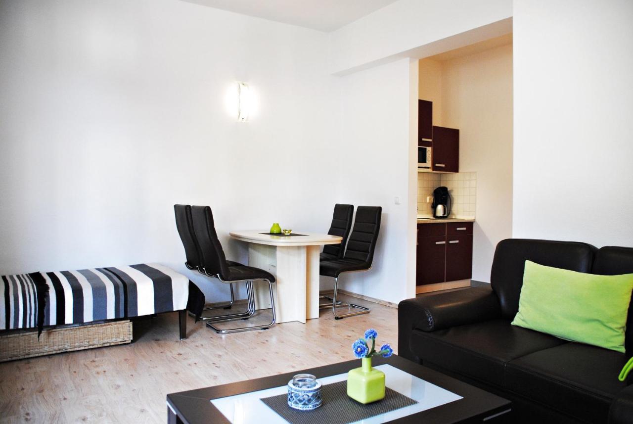 Appartementanlage-Ferienwohnungen Weisse Moewe Sassnitz Exterior photo