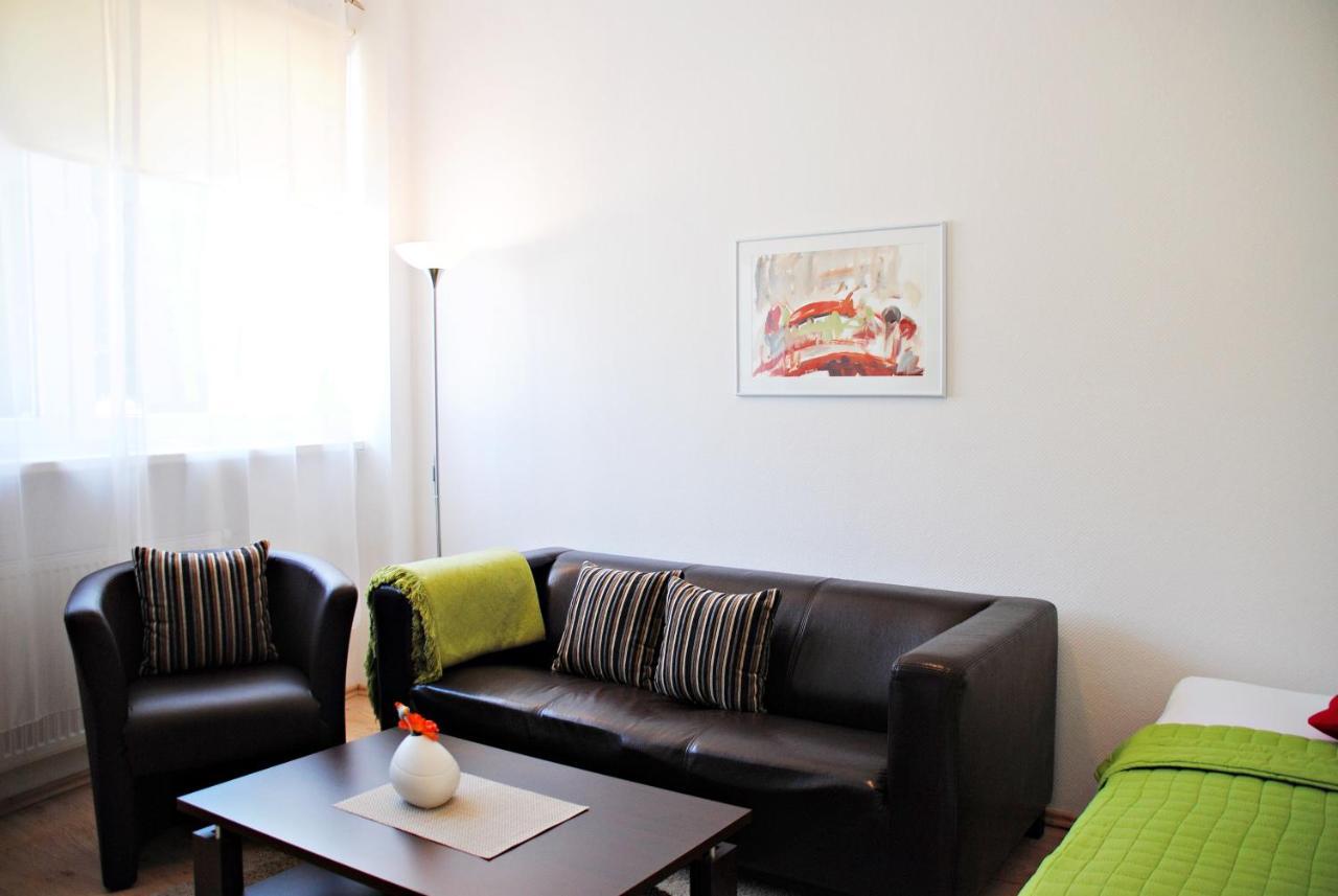 Appartementanlage-Ferienwohnungen Weisse Moewe Sassnitz Exterior photo